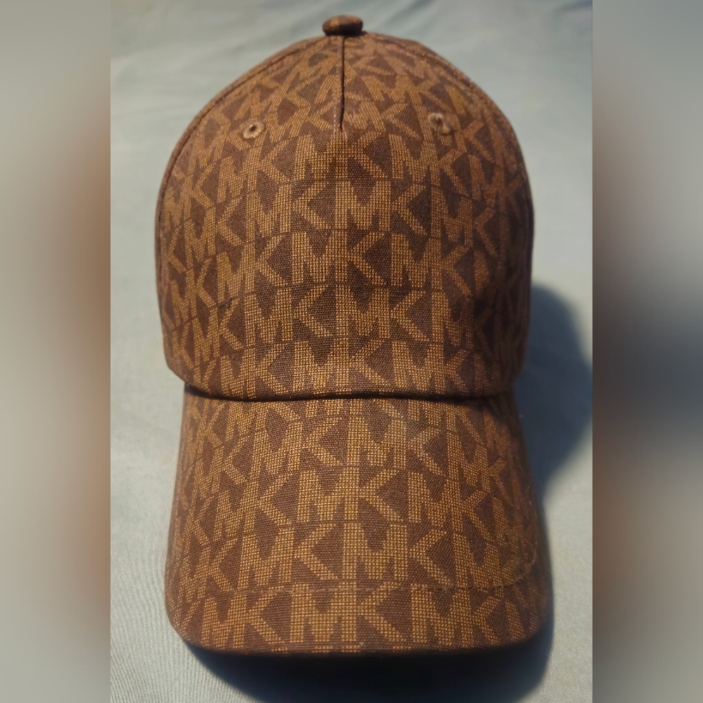 Micheal kors baseball hat brown